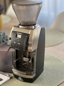 Kohviveski Mahlkonig/Baratza Vario (2 foto / 2)