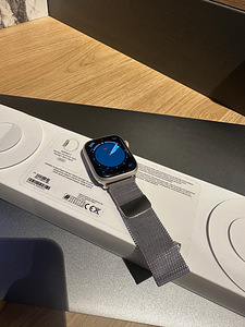 Apple Watch Series 7 44mm (1 foto / 1)