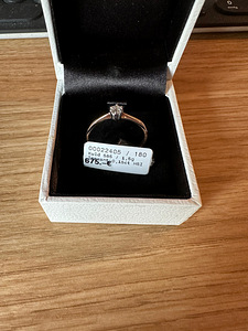 Gold ring with brilliant Size 18 (1 foto / 1)
