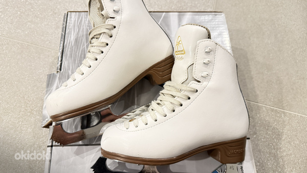 Jackson Artiste uisud 3 C / 33EU