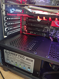 Müüa/vahetada gaming PC komplekt (10 foto / 10)
