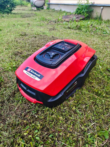 Новый робот-газонокосилка Einhell Freelexo 600