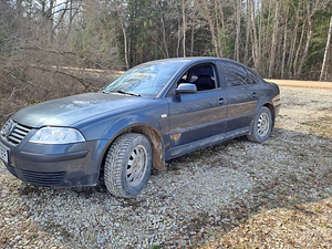 Passat 1.9 74kw (2 foto / 8)