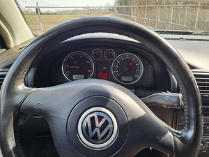 Passat 1.9 74kw (8 foto / 8)