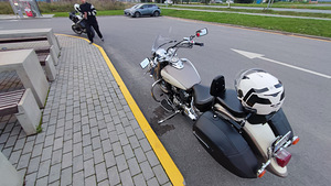 Yamaha xvs 650 Drag Star (6 foto / 9)
