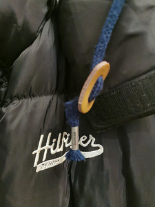 Sulemantel Tommy Hilfiger L (5 foto / 5)