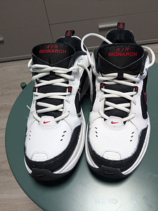 Nike Air Monarch IV White Black Red (1 foto / 5)