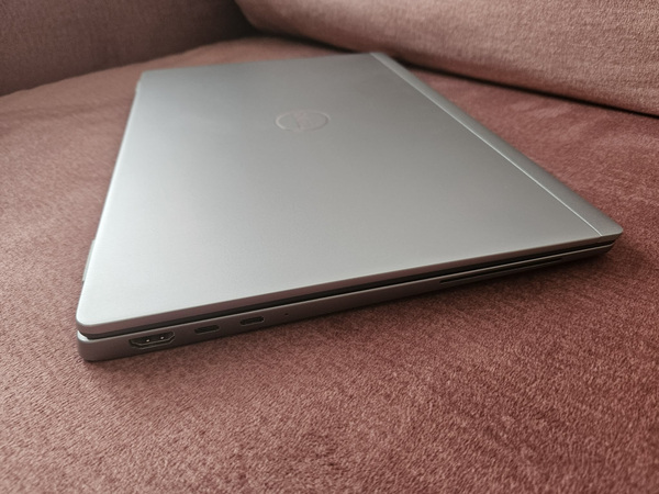 Latitude 7450 Intel Core Ultra 7 165U, 32GB LPDDR5, 1TB SSD