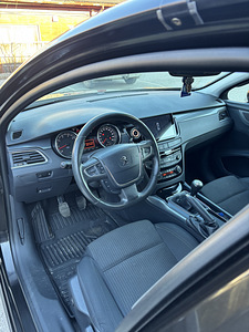 Peugeot 508 (7 фото из 14)