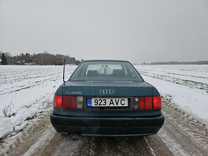 AUDI 80 (B4) 2.0 66 kW (2 foto / 8)