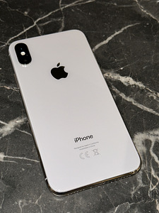 iPhone X | Silver | 64GB (1 foto / 2)