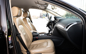 Audi Q7 Facelift 3.0 180kW (9 foto / 14)