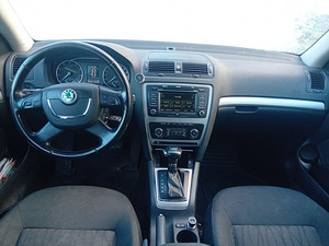 Skoda Octavia 1.8TSI 2009 (3 foto / 5)