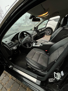 Mercedes Benz w204 220d c63 AMG look (8 foto / 13)