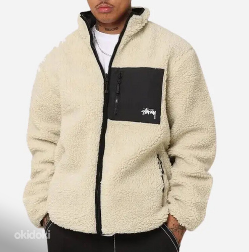 Продаю Оригинальную куртку Stussy