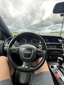Audi a4 s-line 3.0 208kw 2010 (8 foto / 15)