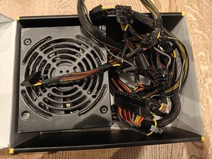 Toiteplokk Corsair VS650W