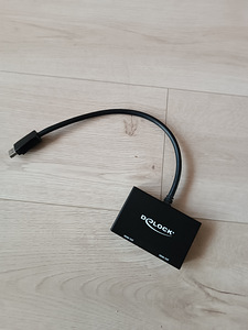 Jaotur DeLock 87666, DisplayPort M / 2 x HDMI F, 0,30 (1 foto / 2)