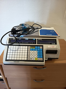 Etiketiprinteriga kaubanduslikud kaalud. (1 foto / 2)