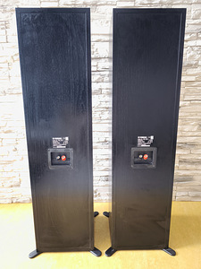 Yamaha põranda kõlarid +surround (4 foto / 9)