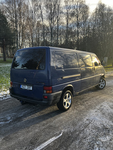 VW transporter T4 2,5TDI (1 foto / 8)