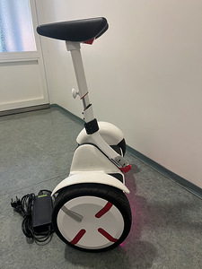 Giroskuter Ninebot by Segway Mini Pro 320, valge (6 foto / 6)