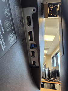 DELL P2720D – PROFESSIONAALNE 27” QHD MONITOR (4 foto / 5)