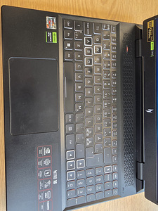 Nitro 16 AN16‑41 – Ryzen 7 7735HS + RTX 4070 8 GB (4 foto / 6)