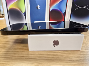 Продается iPhone 14 Pro 128GB – Space Black (7 фото из 8)