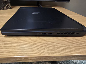 Acer Nitro 16 AN16-41 – Ryzen 7 7735HS + RTX 4070 8 GB (7 foto / 8)