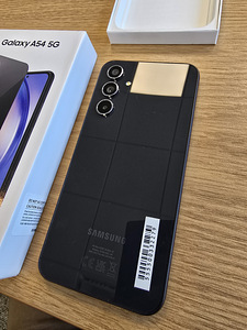 Samsung Galaxy A54 5G – 8 GB RAM, 128 GB, must (4 foto / 4)