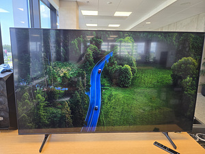 Samsung 55" BU8005 4K Crystal UHD Smart TV (2 foto / 5)