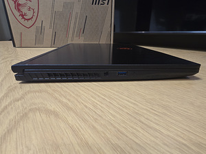 MSI GF63 Thin 15,6" – Intel Core i7 + RTX 3050 (7 foto / 9)