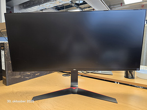 LG 34UM69G (1 foto / 2)