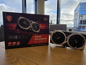 MSI Radeon RX 6750 XT 12GB (1 foto / 5)