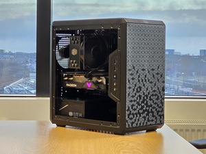 Gaming PC (2 foto / 4)