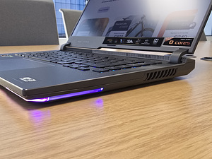 ASUS ROG Strix G15 G513QR – RTX 3070, 300 Hz (5 foto / 8)