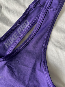 Спортивная футболка Nike M (2 фото из 5)