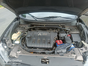 Mitsubishi outlander 2011 (6 foto / 11)