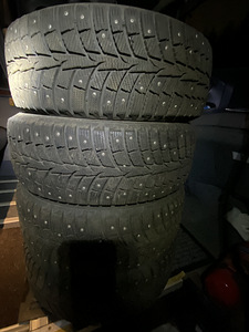 Korralikud Laufenn talverehvid 205/55 r16 - 4tk (1 foto / 3)