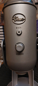 Blue Yeti (1 foto / 3)