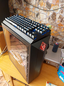 HP OMEN OBELISK 875