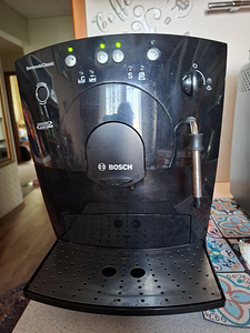 Кофемашина Bosch (8 фото из 10)