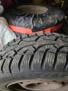 Müüa ford focus talverattad 175/65 R14 (2 foto / 4)