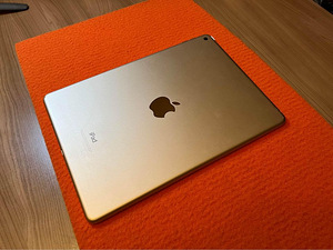iPad Air 2 Gold 32gb wifi (8 foto / 10)