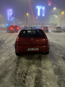 Ситроен С4 (9 фото из 14)