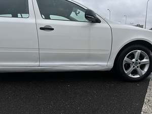 Škoda Octavia 2013 (5 foto / 6)
