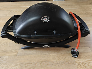 Weber Q2200