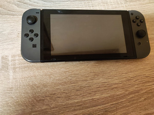 Nindendo switch (MUST) kasutatud. (4 foto / 4)