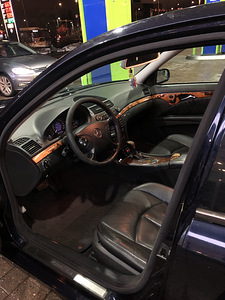 Mercedes-Benz E 320 CDI (3 foto / 10)